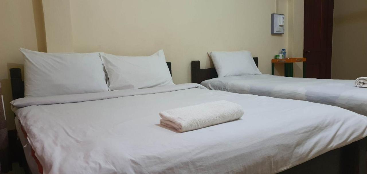Pakbeng Guesthouse ภายนอก รูปภาพ