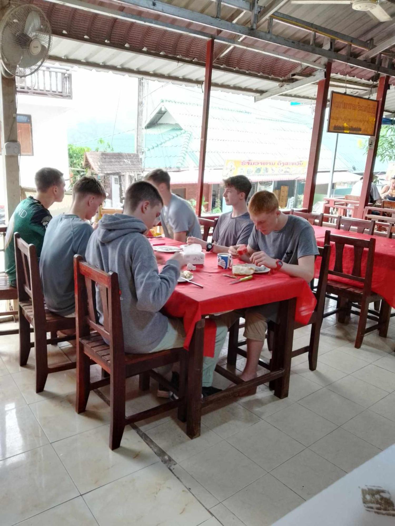 Pakbeng Guesthouse ภายนอก รูปภาพ