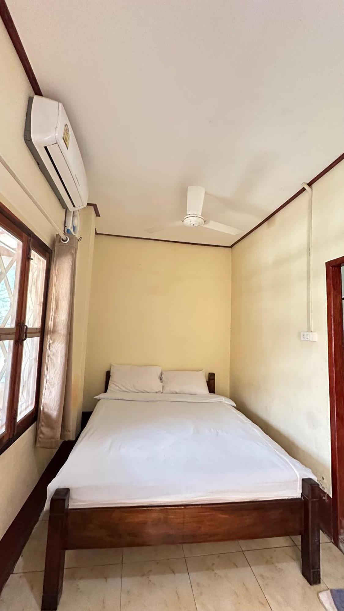 Pakbeng Guesthouse ภายนอก รูปภาพ