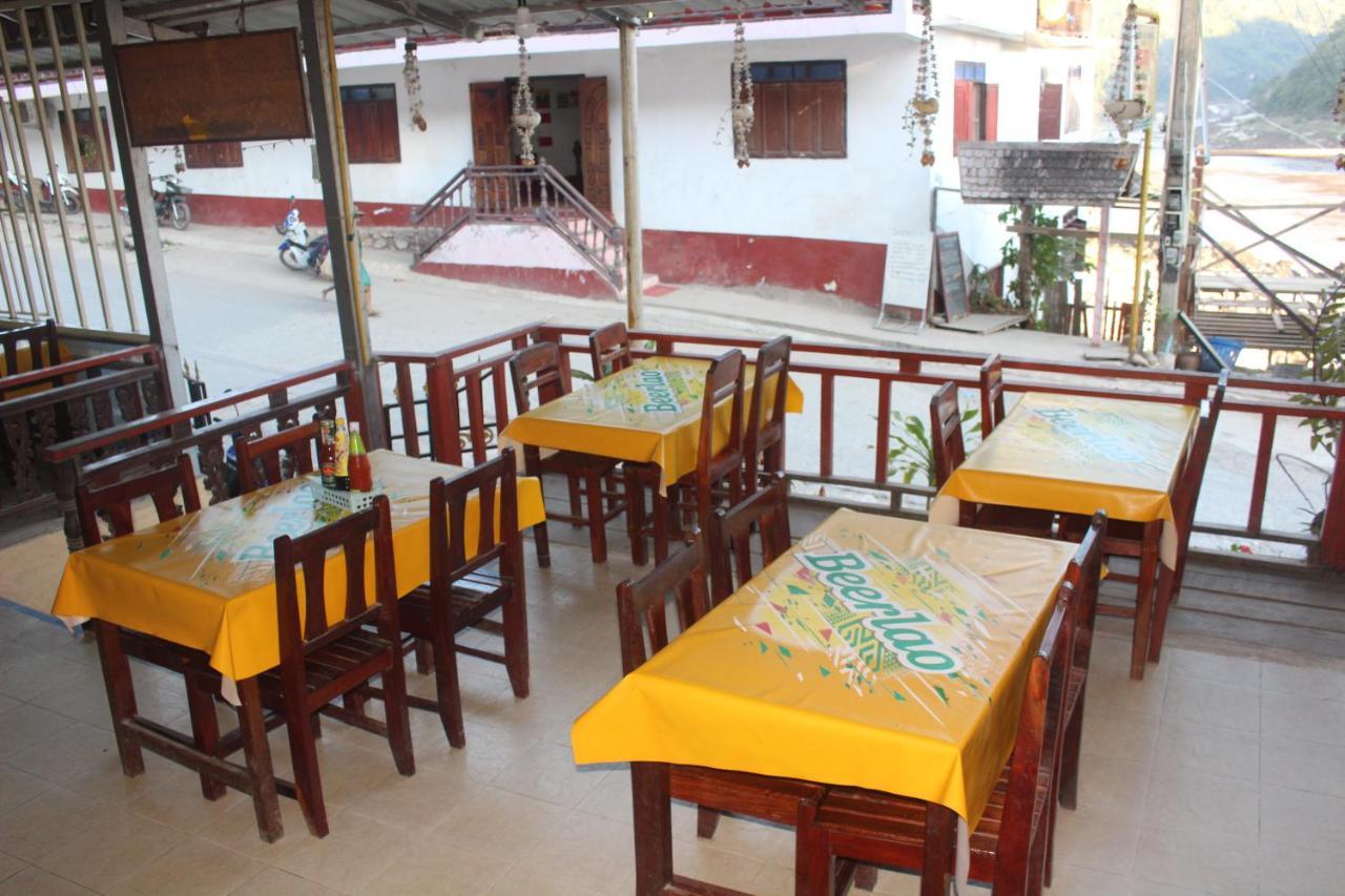 Pakbeng Guesthouse ภายนอก รูปภาพ